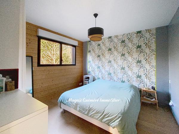 Montfort-sur-Meu (35160) Maison familiale lumineuse de 5 chambres avec jardin au Sud - En impasse - Quartier recherché