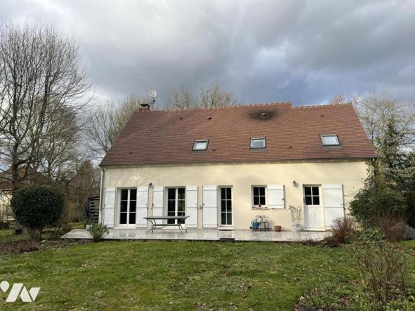 AVILLY SAINT LEONARD- maison 4 chambres 150 m2