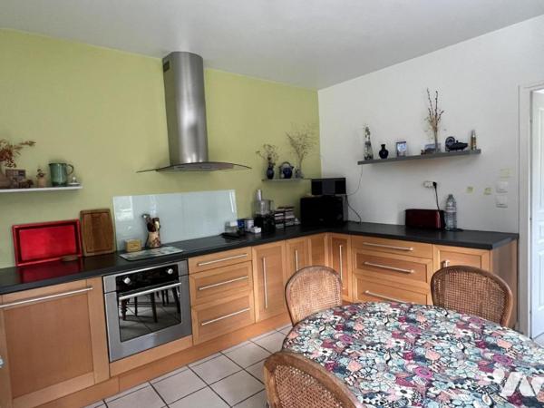 AVILLY SAINT LEONARD- maison 4 chambres 150 m2