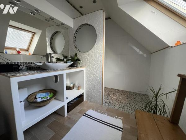 AVILLY SAINT LEONARD- maison 4 chambres 150 m2