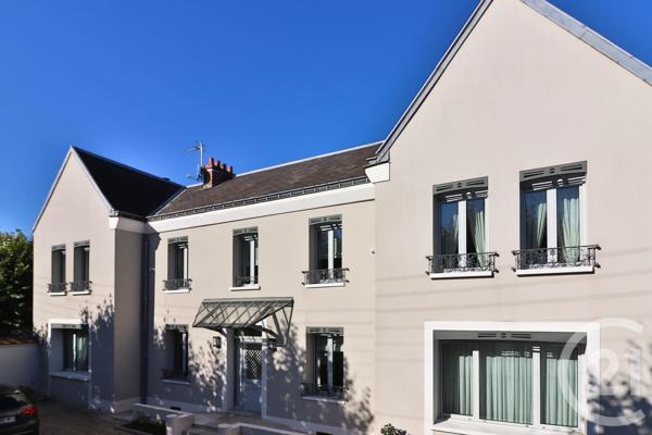 Maison à vendre  7 pièces - 245 m2 ETRECHY - 91