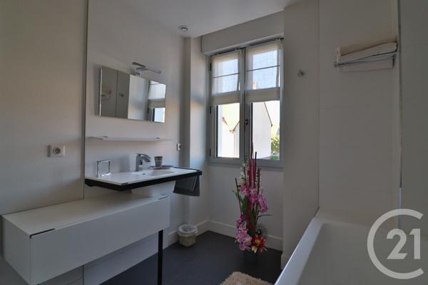 Maison à vendre  7 pièces - 245 m2 ETRECHY - 91