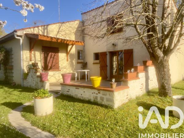 Maison à vendre 6 pièces 134 m² Saint-Pierre-de-Clairac