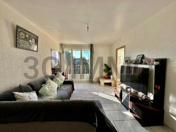 Vente / Appartement à Bagnols-sur-Cèze (30200)