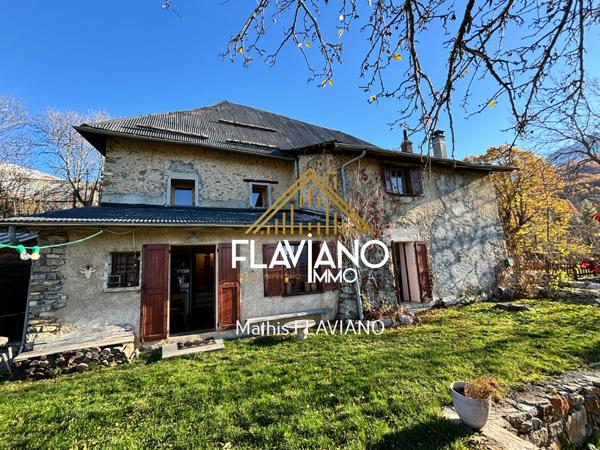 Barcelonnette (04400) ANCIENNE FERME RÉNOVÉE