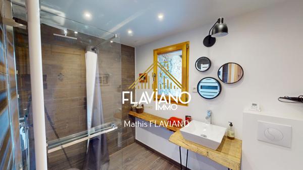 Barcelonnette (04400) ANCIENNE FERME RÉNOVÉE