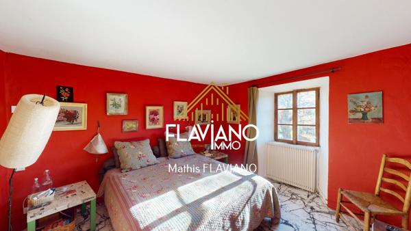 Barcelonnette (04400) ANCIENNE FERME RÉNOVÉE