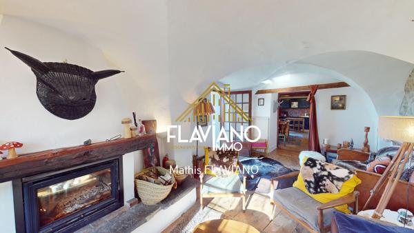 Barcelonnette (04400) ANCIENNE FERME RÉNOVÉE