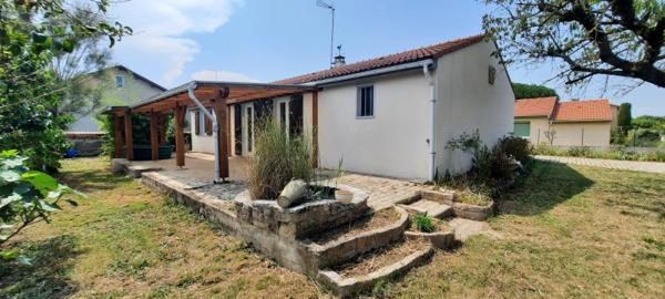 Vente / Maison de plain-pied à Bonson (42160)