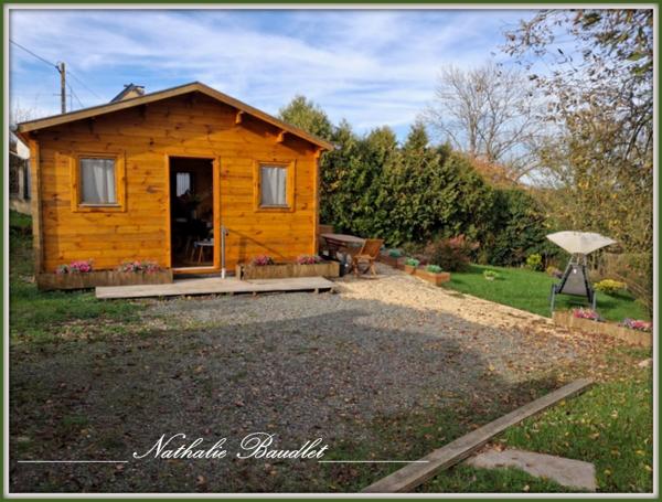 Saint-Symphorien (72240) Chalet en bois 3 pièces avec vue imprenable sur la campagne