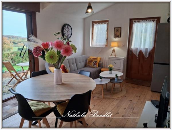 Saint-Symphorien (72240) Chalet en bois 3 pièces avec vue imprenable sur la campagne