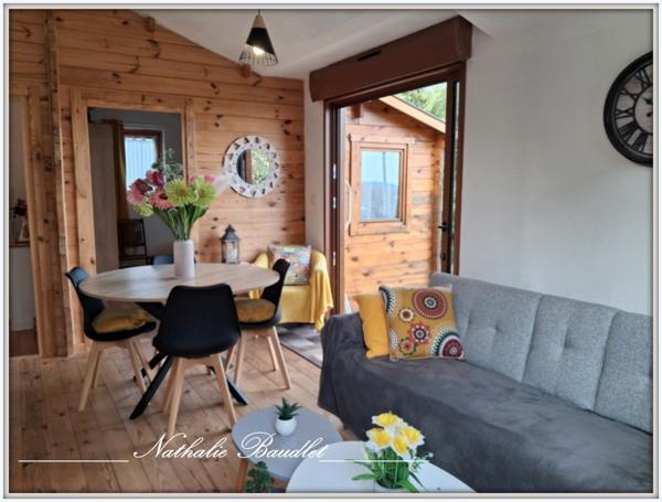 Saint-Symphorien (72240) Chalet en bois 3 pièces avec vue imprenable sur la campagne