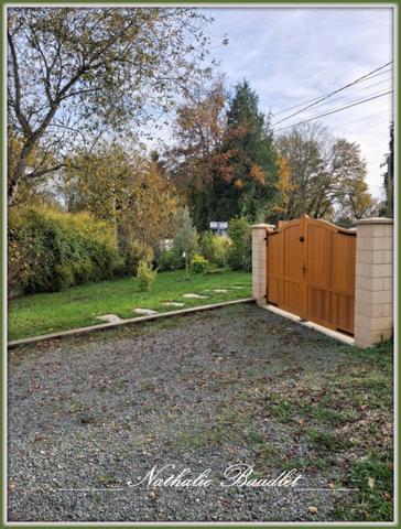 Saint-Symphorien (72240) Chalet en bois 3 pièces avec vue imprenable sur la campagne