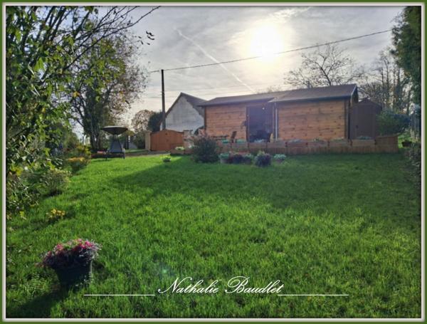 Saint-Symphorien (72240) Chalet en bois 3 pièces avec vue imprenable sur la campagne