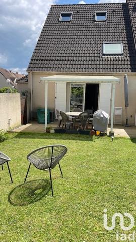 Maison à vendre 5 pièces 102 m² Saint-Fargeau-Ponthierry