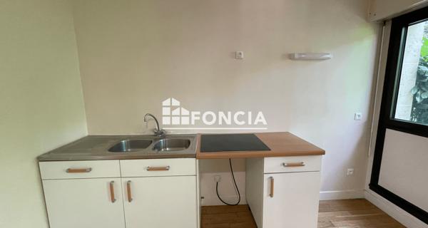Location Studio 24.27 m² - Sceaux 92330