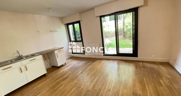 Location Studio 24.27 m² - Sceaux 92330