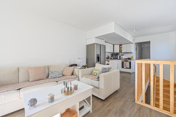 Appartement 4 pièces à vendre avec un beau jardin de 182m2