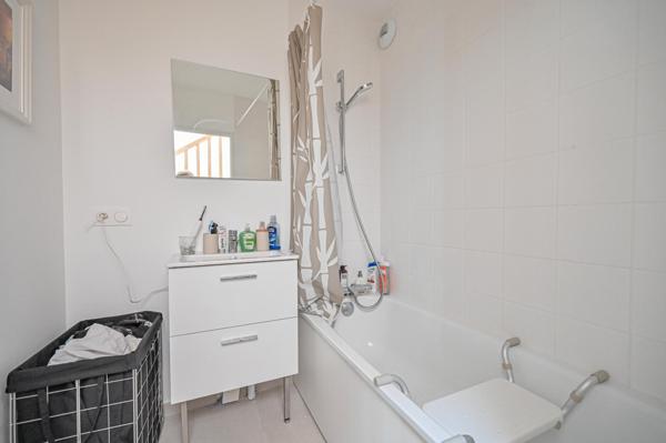 Appartement 4 pièces à vendre avec un beau jardin de 182m2