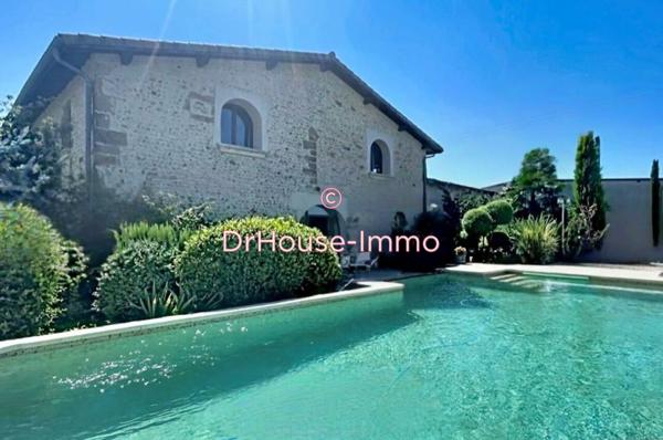Maison à vendre 8 pièces de 560 m²