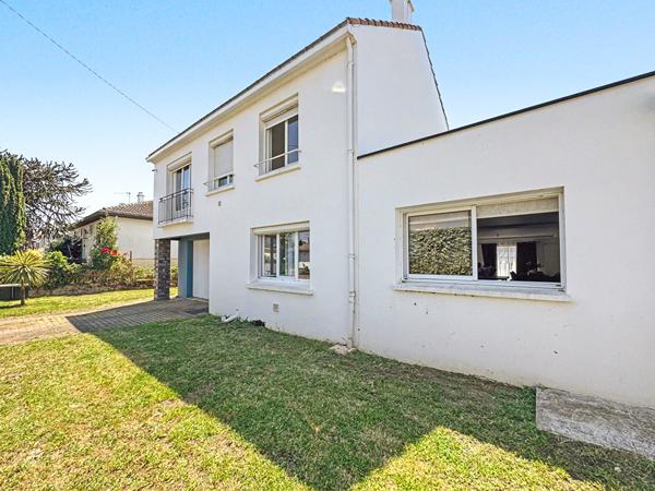 Maison Bouguenais 5 chambres-173.40 m2-Jardin-Garge, Bouguenais 44340