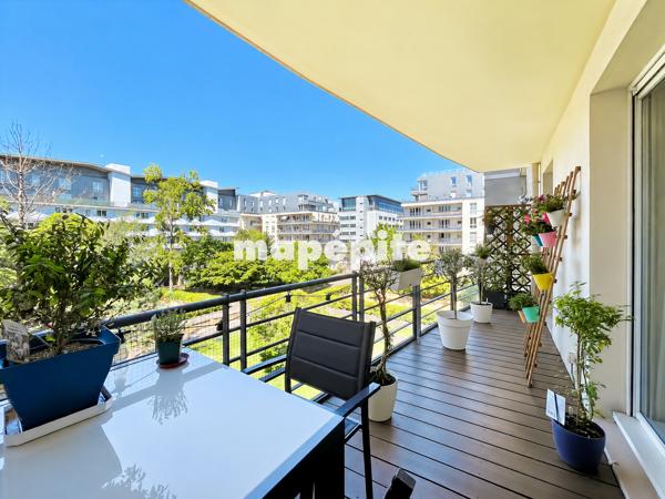 Appartement
         3 pièces
        - 100 m² Exclusivité 649 000 € *