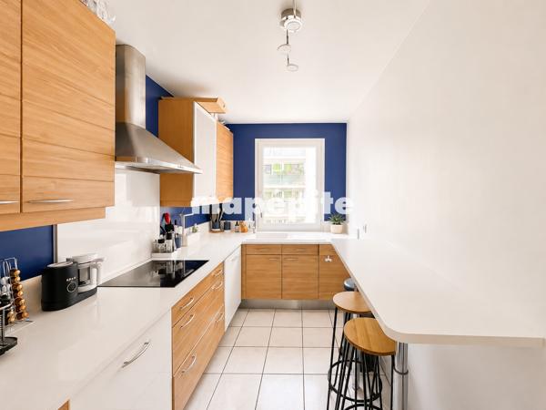 Appartement
         3 pièces
        - 100 m² Exclusivité 649 000 € *