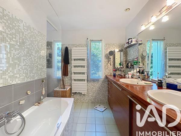 Maison à vendre 7 pièces 136,96 m² Laillé