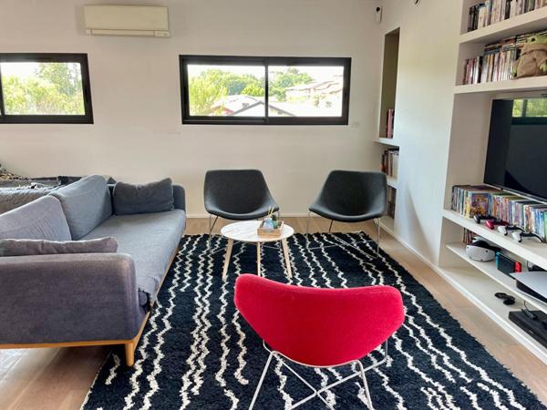 BAYONNE, Maison de ville contemporaine de 181m²