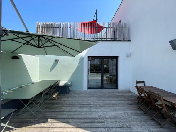 BAYONNE, Maison de ville contemporaine de 181m²