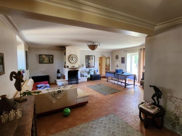 Maison 8 pièce(s) 5 chambre(s) 185 m²