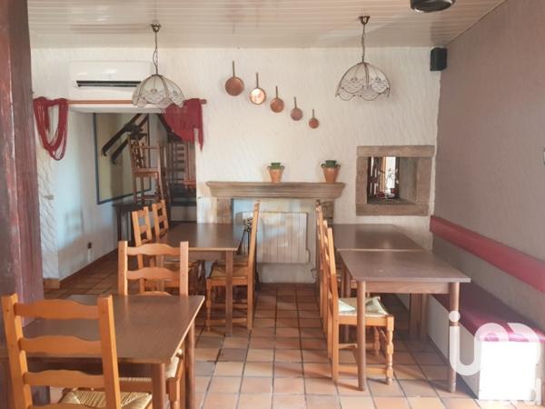 Immeuble à vendre 280 m² Fougerolles-Saint-Valbert