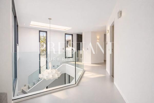 Garches – Propriété contemporaine d’exception dans un environnement résidentiel privilégié, GARCHES