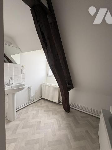 Appartement de standing 3 chambres, place de parking secteur Cathédrale LAON (02000)
