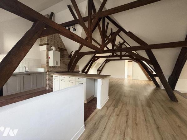 Appartement de standing 3 chambres, place de parking secteur Cathédrale LAON (02000)