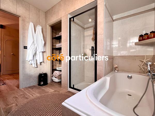 Vente Maison226 m² - 7 Pièces - CARENTAN LES MARAIS (50500)