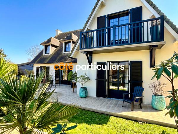 Vente Maison226 m² - 7 Pièces - CARENTAN LES MARAIS (50500)