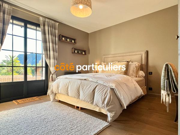 Vente Maison226 m² - 7 Pièces - CARENTAN LES MARAIS (50500)