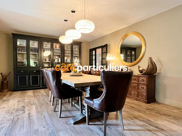 Vente Maison226 m² - 7 Pièces - CARENTAN LES MARAIS (50500)