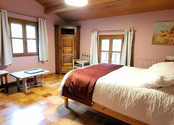 Maison à vendre    7 pièces • 217 m2 Largentière