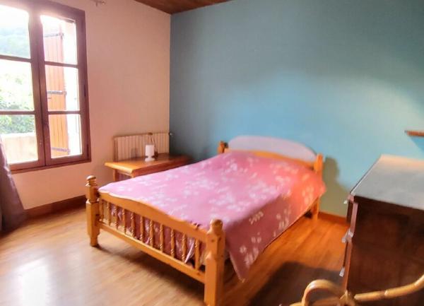 Maison à vendre    7 pièces • 217 m2 Largentière