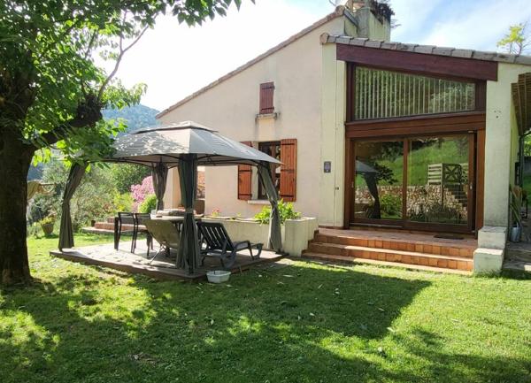 Maison à vendre    7 pièces • 217 m2 Largentière