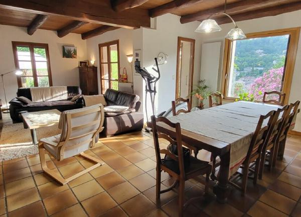 Maison à vendre    7 pièces • 217 m2 Largentière