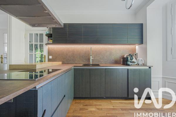 Maison à vendre 7 pièces 243 m² Le Raincy