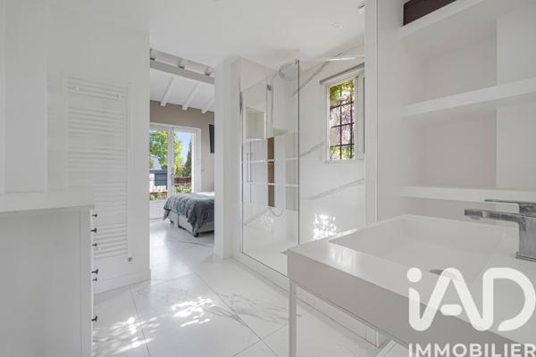 Maison à vendre 7 pièces 243 m² Le Raincy