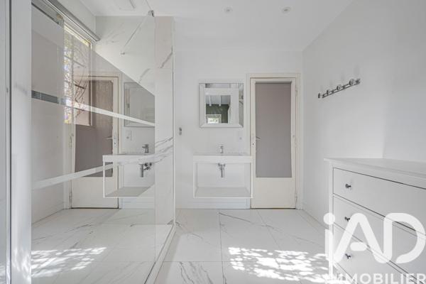 Maison à vendre 7 pièces 243 m² Le Raincy