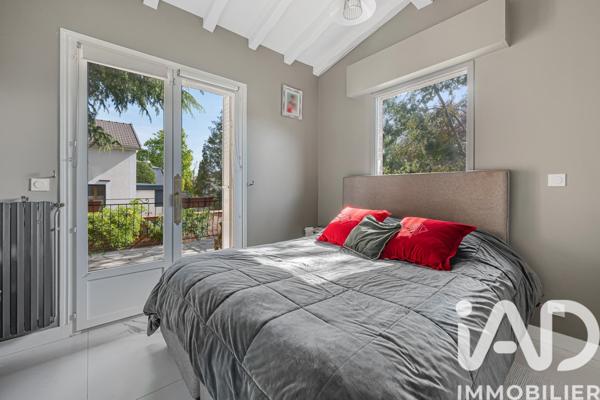 Maison à vendre 7 pièces 243 m² Le Raincy
