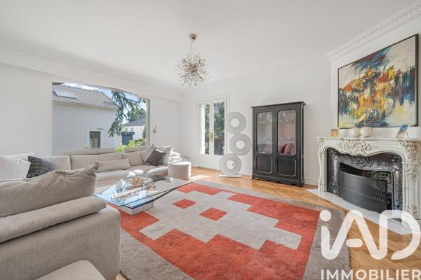 Maison à vendre 7 pièces 243 m² Le Raincy
