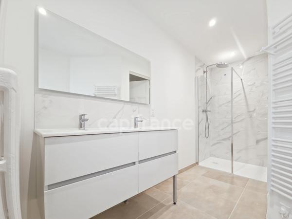 Appartement avec terrasse et parking sécurisé
