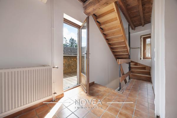 Maison en Pierres Dorées 4 chambres avec Jardin